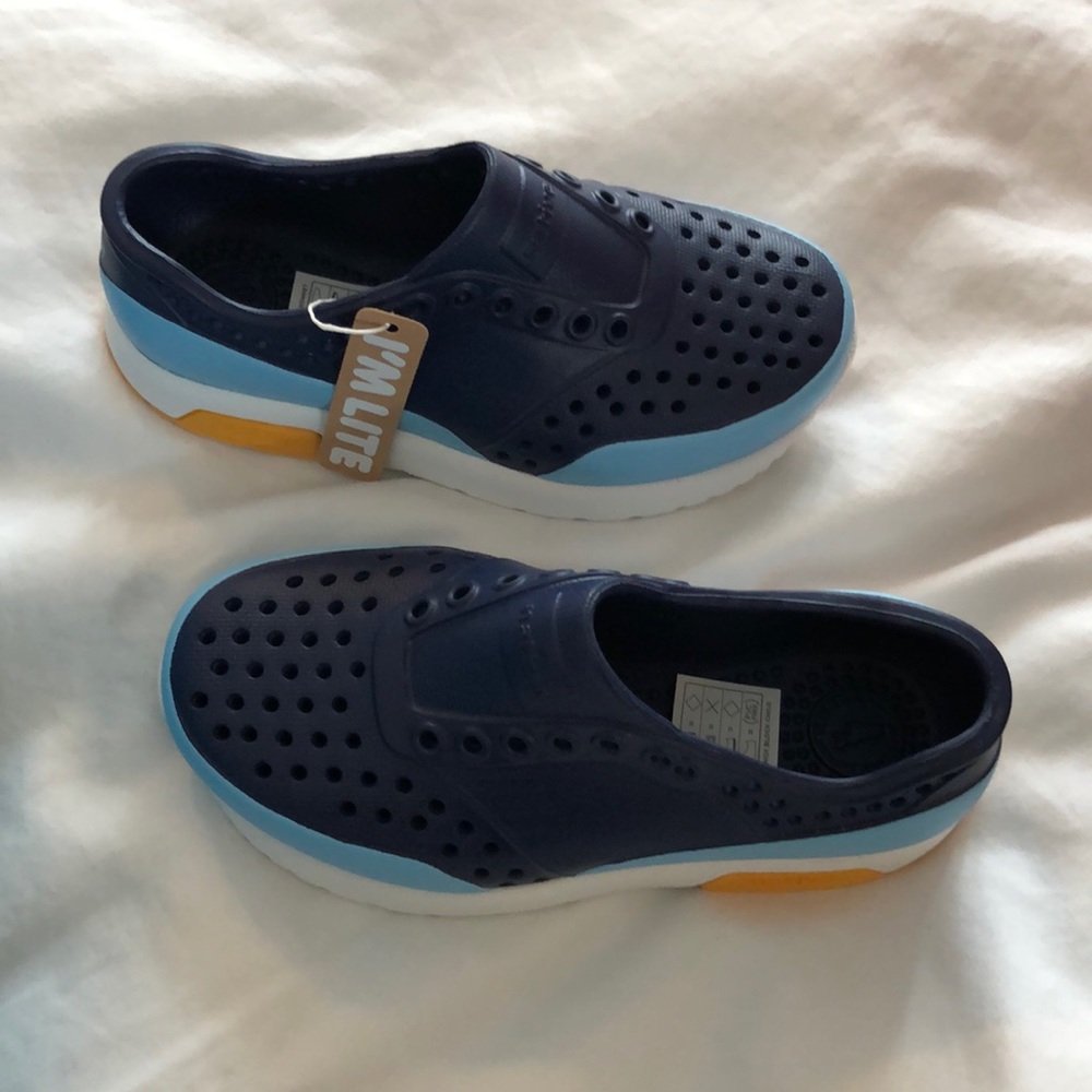 Native Lennox Block shoes kids size 9